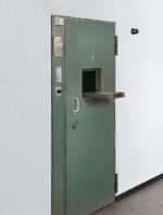 Врати за местата за лишаване от свобода Novoferm