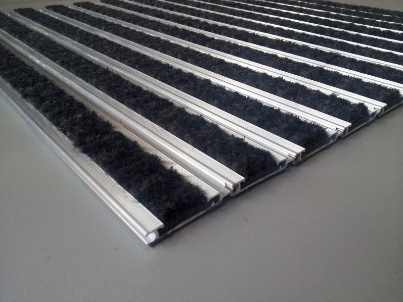 7773.jpg Изтривалки за вграждне HDDMS - Brush Active - Image 1