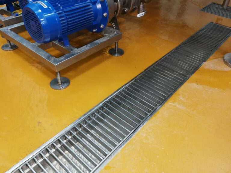 ZEW- индустриални улеи за кухни и производствени зони