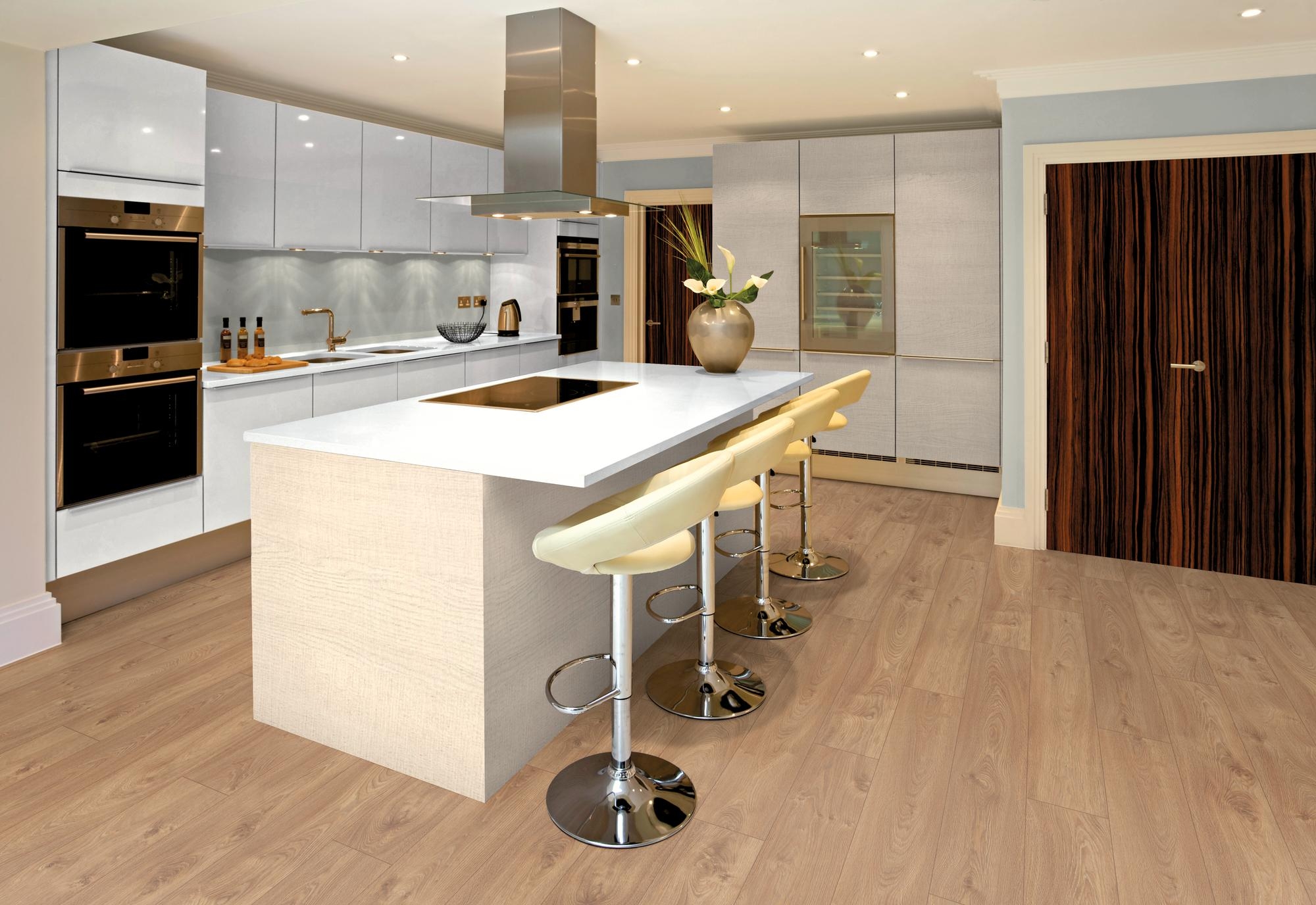 Ламиниран паркет SWISSKRONO SOLID CHROME D3033 12mm AC5/33