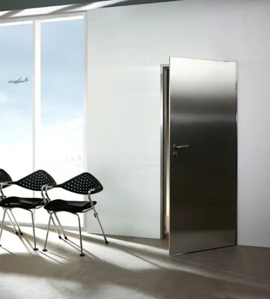 Метални врати Porta Doors