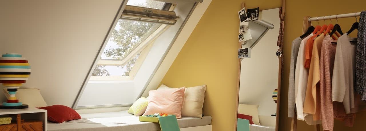 ПОКРИВНИ ПРОЗОРЦИ VELUX GGL 3066 и GGU 0066 С ГОРНО УПРАВЛЕНИЕ - ПРЕМИУМ