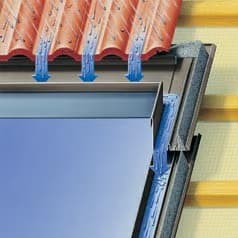 ПОКРИВНИ ОБШИВКИ VELUX