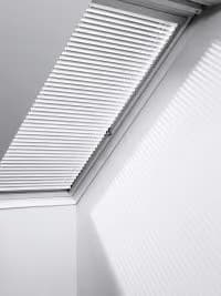 ВЕНЕЦИАНСКИ ЩОРИ VELUX PAL