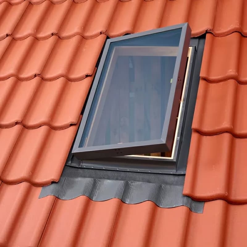 Изход за покрив VELUX VLT 1000, VLT 034 - 48x90см