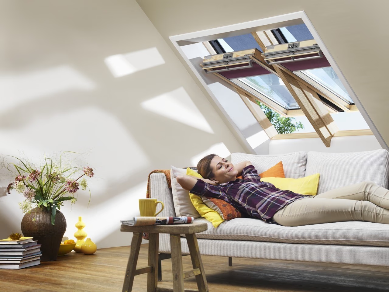 ПОКРИВНИ ПРОЗОРЦИ VELUX GGL 3066 и GGU 0066 С ГОРНО УПРАВЛЕНИЕ - ПРЕМИУМ